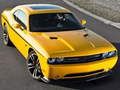 Lojë Dodge Challenger SRT8 Slide në internet
