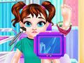 Lojë Trajtimi i lëndimeve të skive të Baby Taylor  në internet