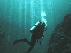 Lojë The Depths në internet