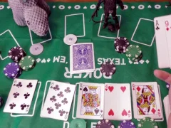 Lojë Casual Poker Online në internet