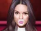 Lojë Jenner Lip Doctor në internet