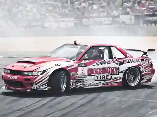 Lojë Drifting Cars në internet