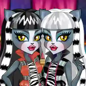 Lojë Monster High Ear Doctor në internet