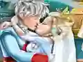 Lojë Ice Queen Wedding Kiss në internet