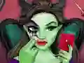 Lojë Evil Queen Glass Skin Routine #Influencer në internet