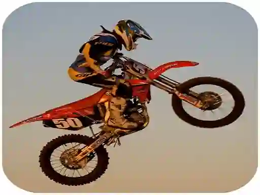 Lojë Impossible Bike Stunts në internet