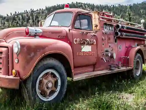 Lojë Rusty Cars Slide në internet