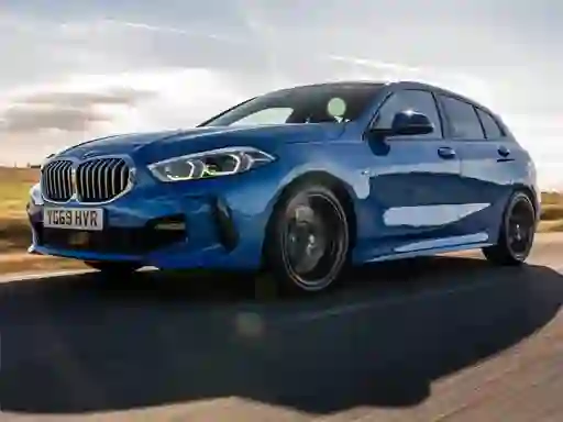 Lojë BMW 1 Series UK në internet