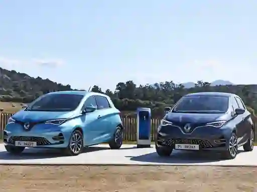 Lojë Renault Zoe në internet