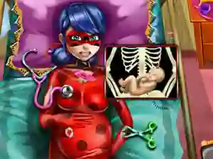 Lojë Pregnant Dotted Girl Emergency në internet