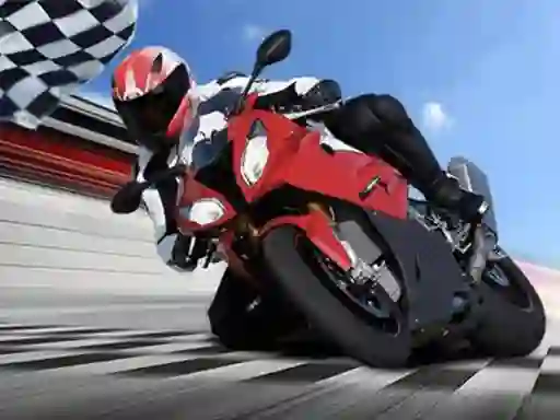 Lojë Real Bike Racing në internet