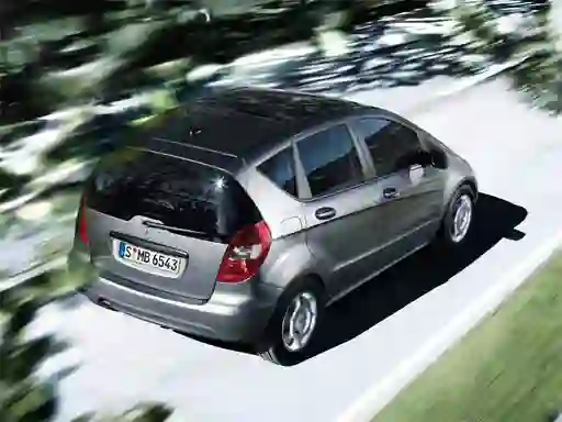 Lojë A Class Sedan Puzzle në internet
