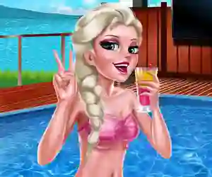 Lojë Ice Queen Pool Day në internet