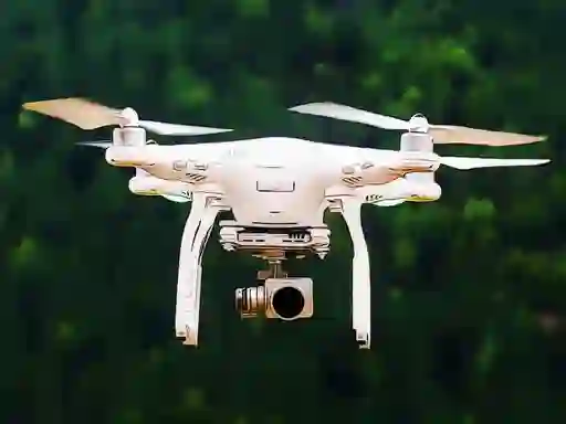 Lojë Flying Drone Puzzle në internet