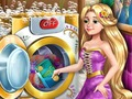 Lojë Dita e Lavanderi e Goldie Princess  në internet