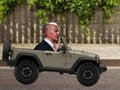 Lojë Biden Wheelie  në internet