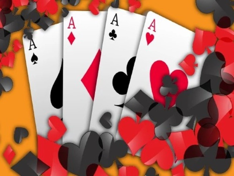 Lojë Kartat: Klondike Solitaire në internet